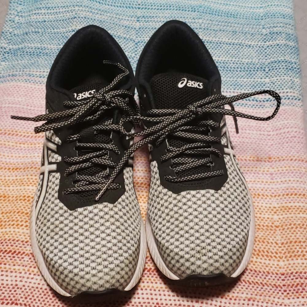 EUC Asics fuze Lyte shoes